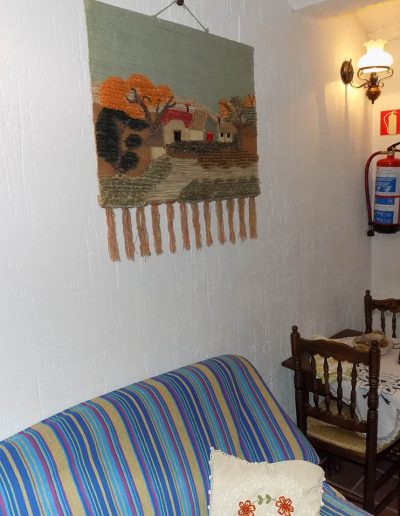 detalle mesa apartamento el Trillo