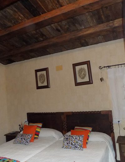 detalle techos de madera en habitaciones